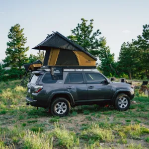 4X4 Colorado Nimbus Hardshell Roof Top Tent