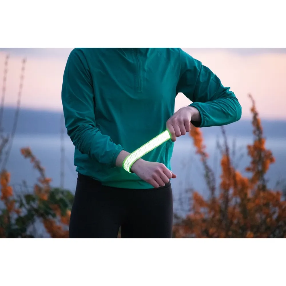 Amphipod Full-Viz Rechargeable Flashing Reflective Slap Band in Orange