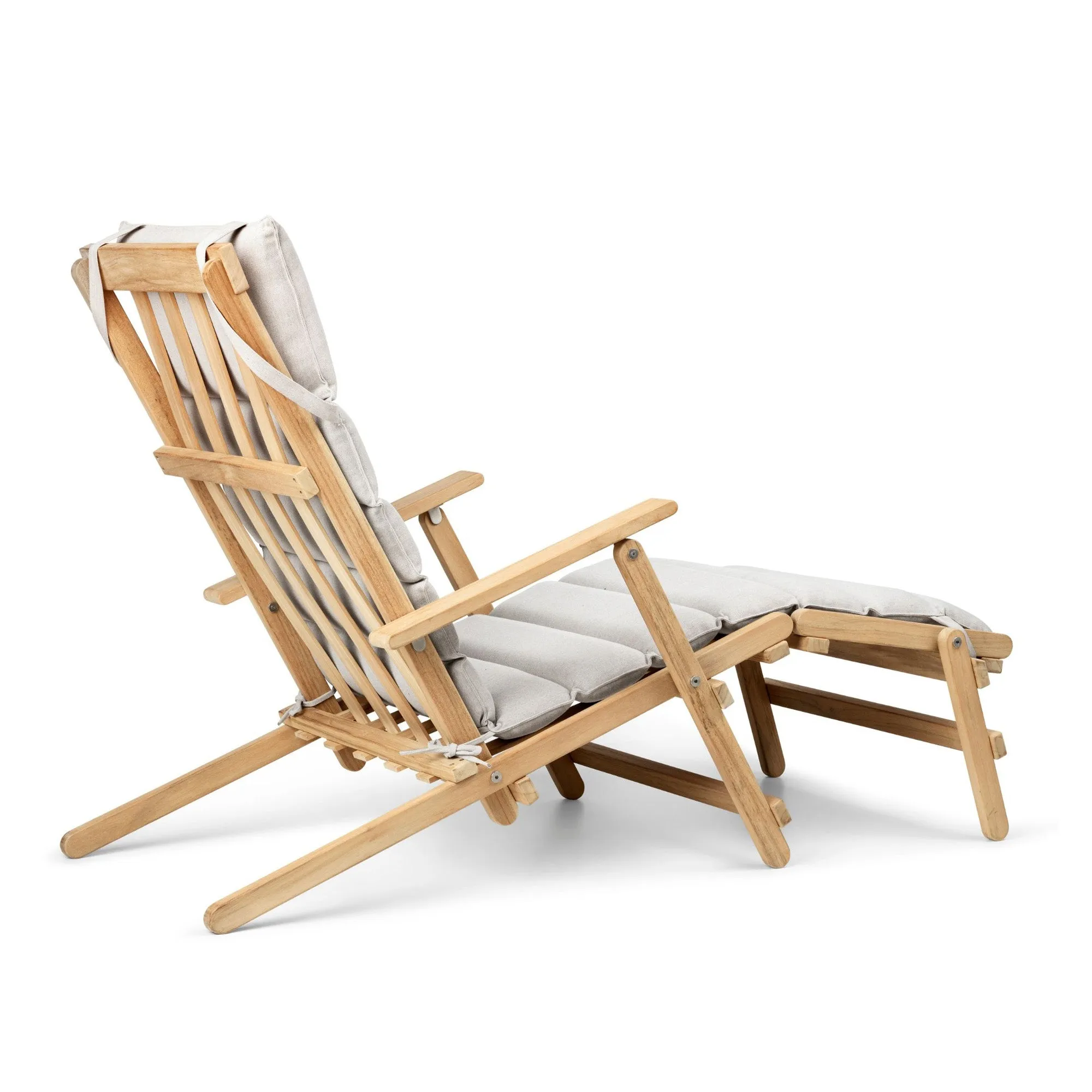 BM5568 Deck Chair with Footrest & Cushion