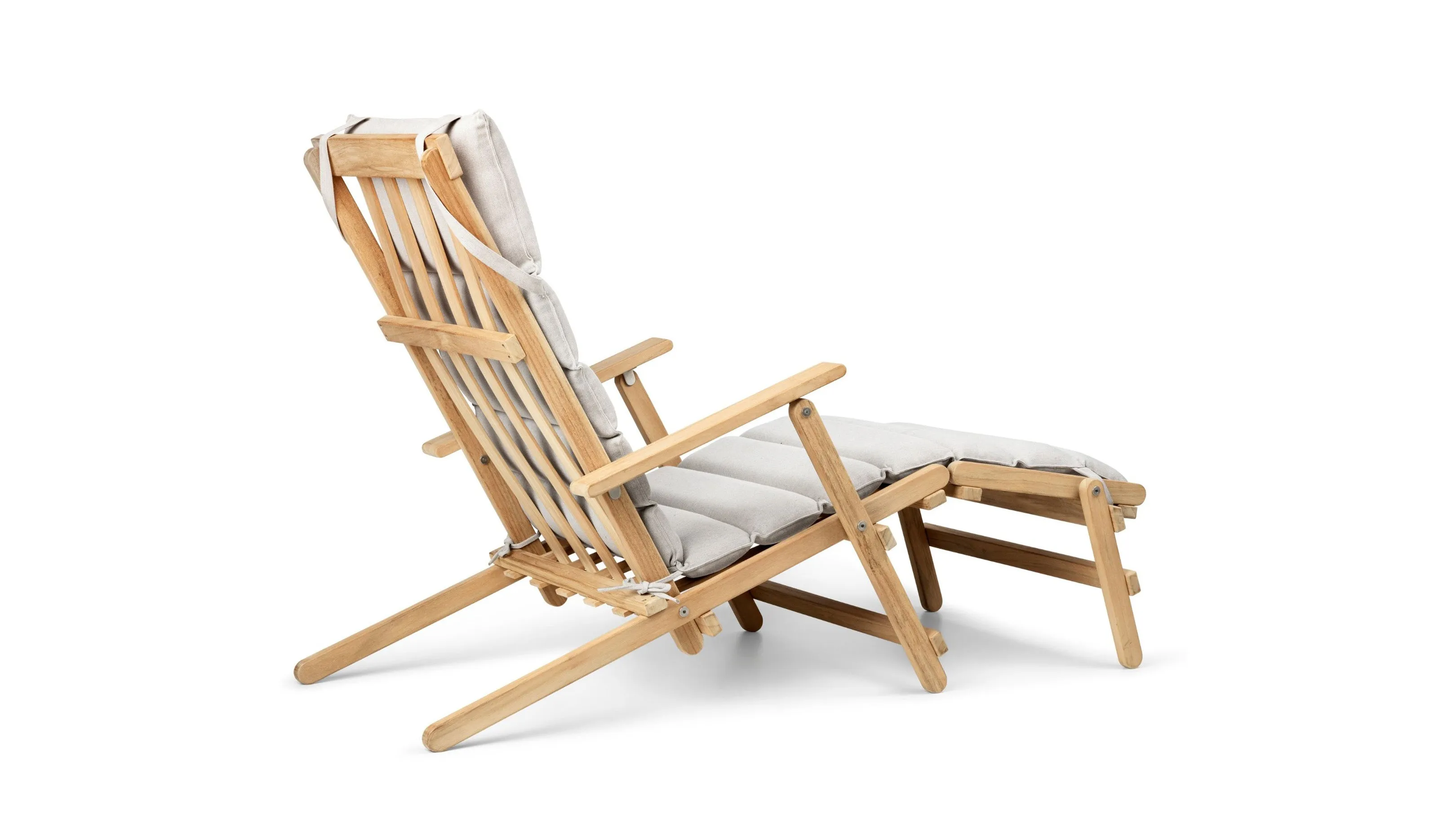 BM5568 Deck Chair with Footrest & Cushion