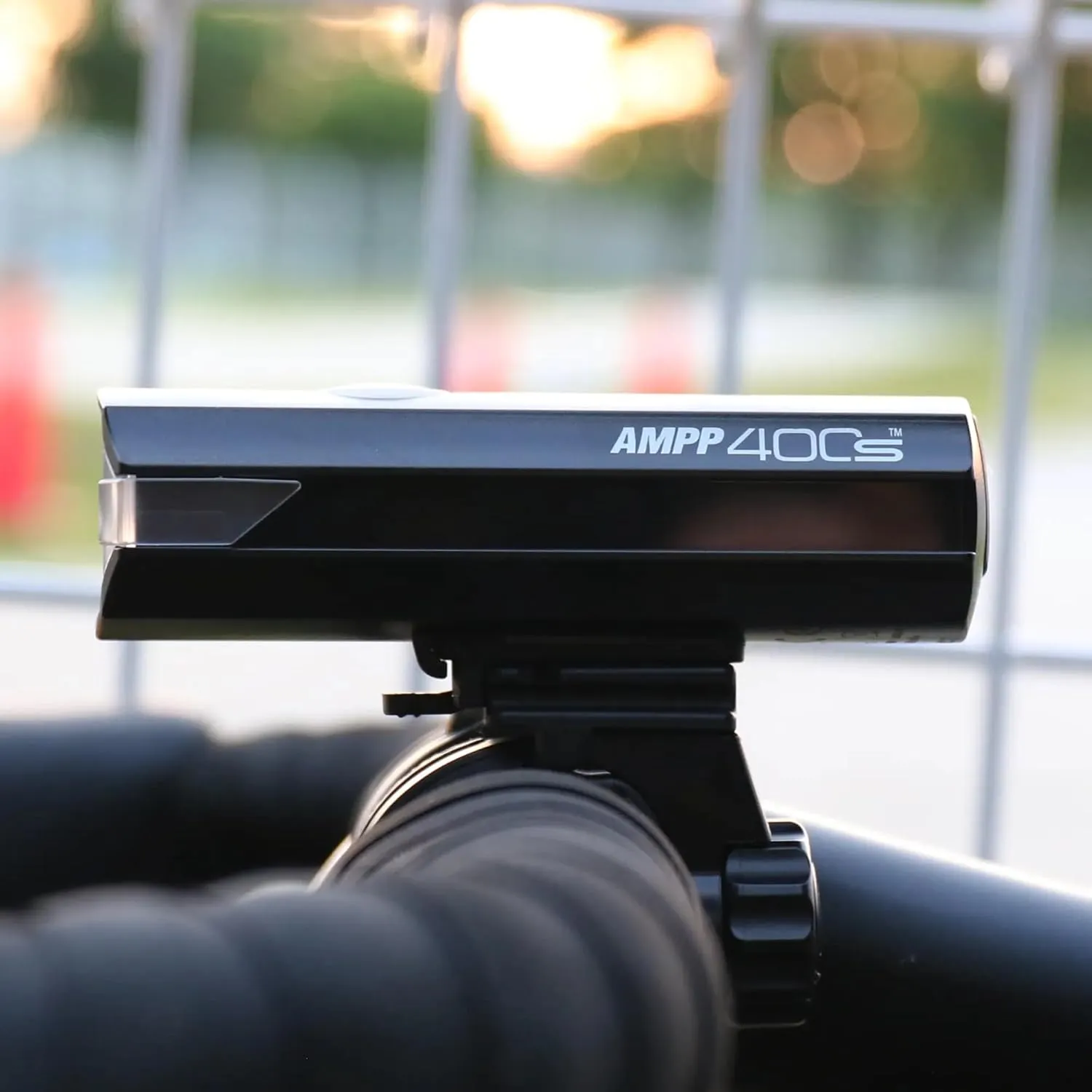 CATEYE - AMPP Rechargeable Headlight and ViZ USB Rechargeable Daytime Safety Light Combo Kit