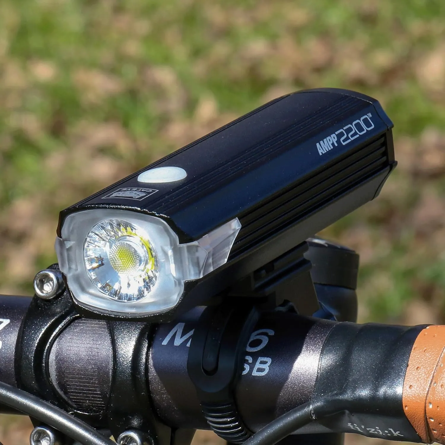 CATEYE AMPP USB Rechargeable Bike Light – High Visibility Super Bright OptiCube™ Headlight for Commuters, Road Cyclists & Mountain Bikers, Day & Night Riding Modes, IPX4 Waterproof, Tough & Durable