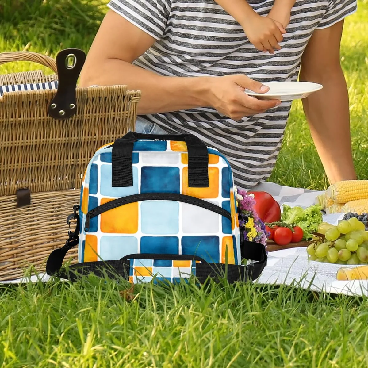 Ceramic Tile Pattern Ethnic Lunch Bag for Women Men Reusable Insulated Lunch Box with Adjustable Shoulder Strap Portable Cooler Tote Bag for Office Work Picnic Travel