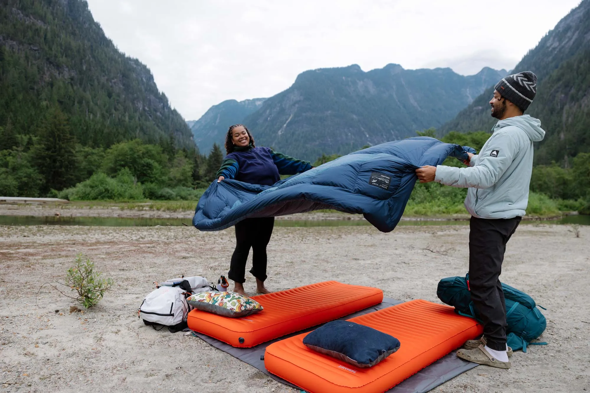 Compressible Cinch Pillow
