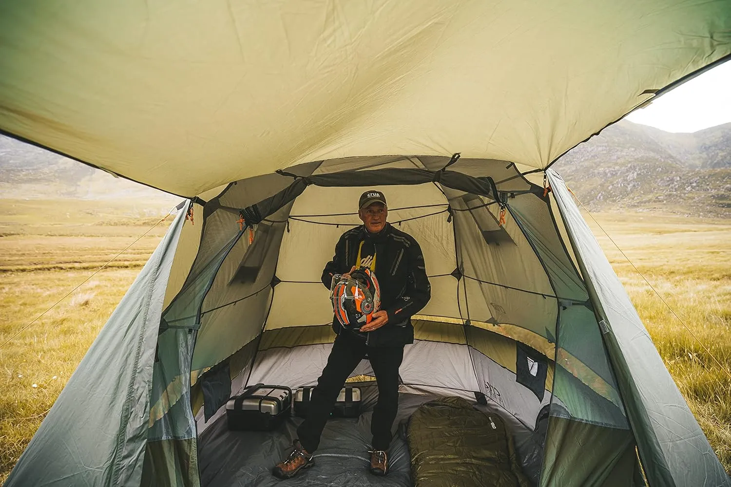 Crua Outdoors Xtent & Xtent Maxx - Vertically Extendable Tent for Camping, Hiking, Outdoor Adventures