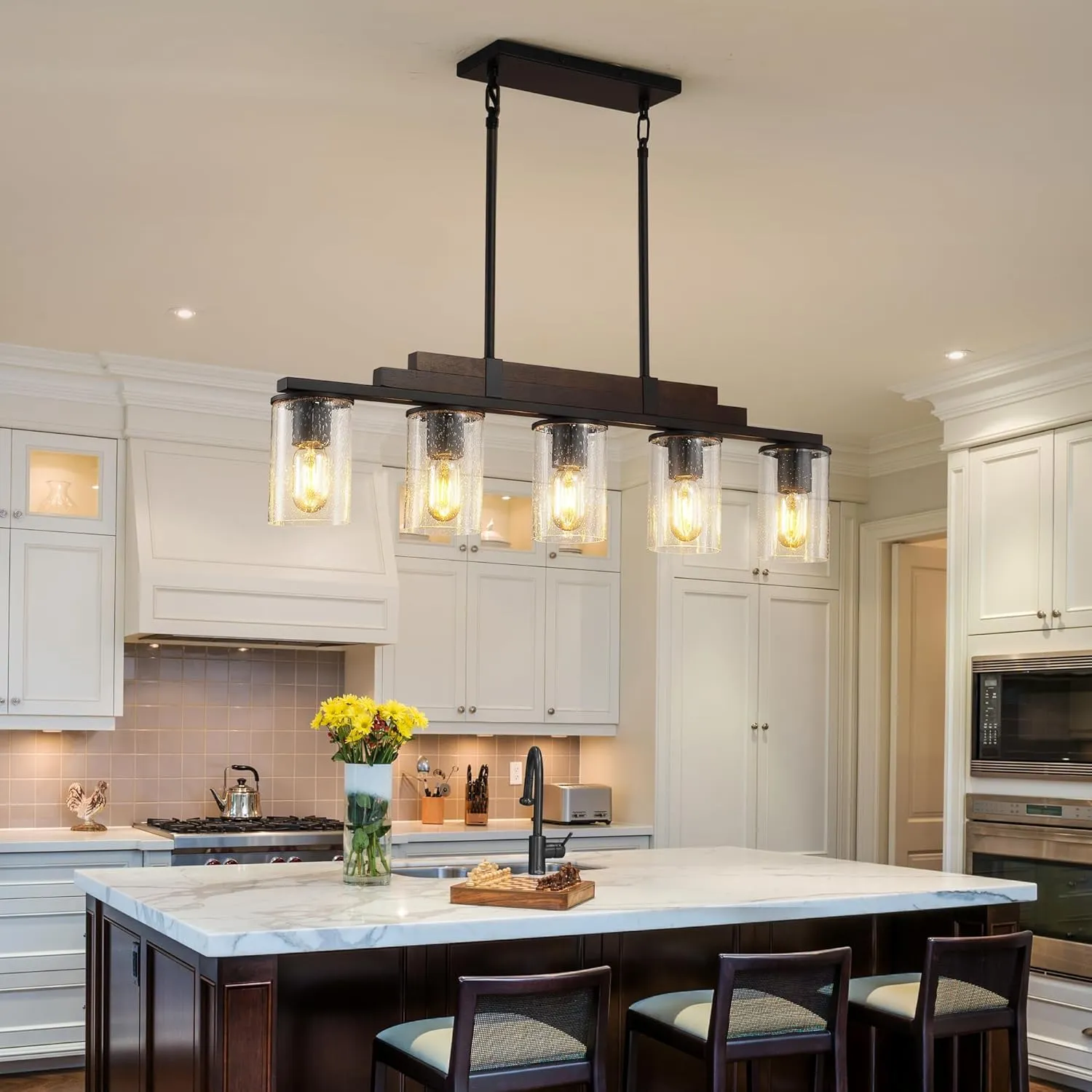 Farmhouse Wood Kitchen Island Lighting, 5-Light Adjustable Chandelier for Dining Room, Seeded Glass Shade Dining Room Light Fixture Over Table, Black Hanging Pendant Lights for Kitchen, Pool Table