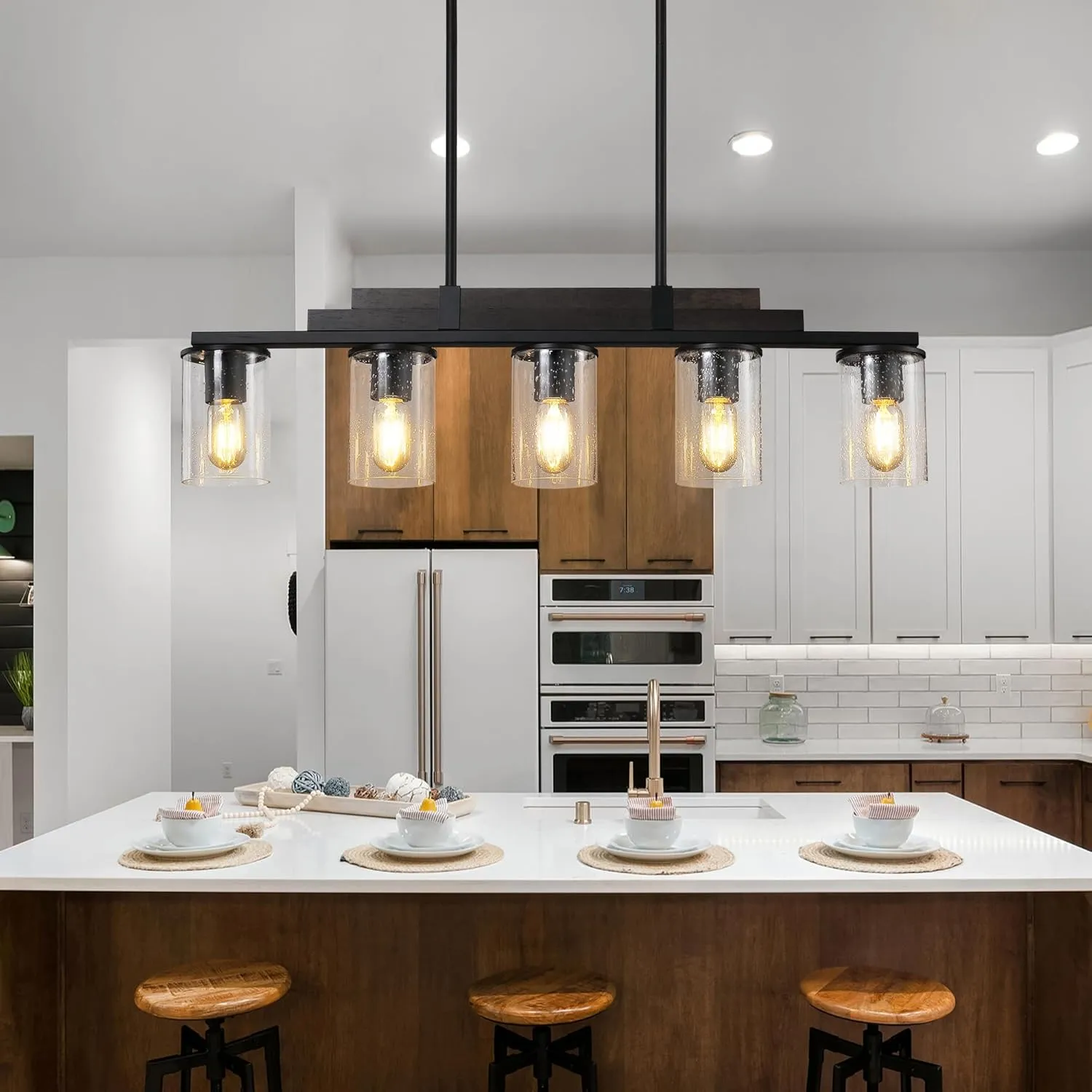 Farmhouse Wood Kitchen Island Lighting, 5-Light Adjustable Chandelier for Dining Room, Seeded Glass Shade Dining Room Light Fixture Over Table, Black Hanging Pendant Lights for Kitchen, Pool Table