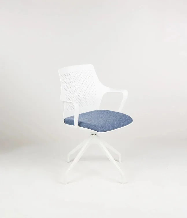Gemina 141 Visitor Chair with Spider Base
