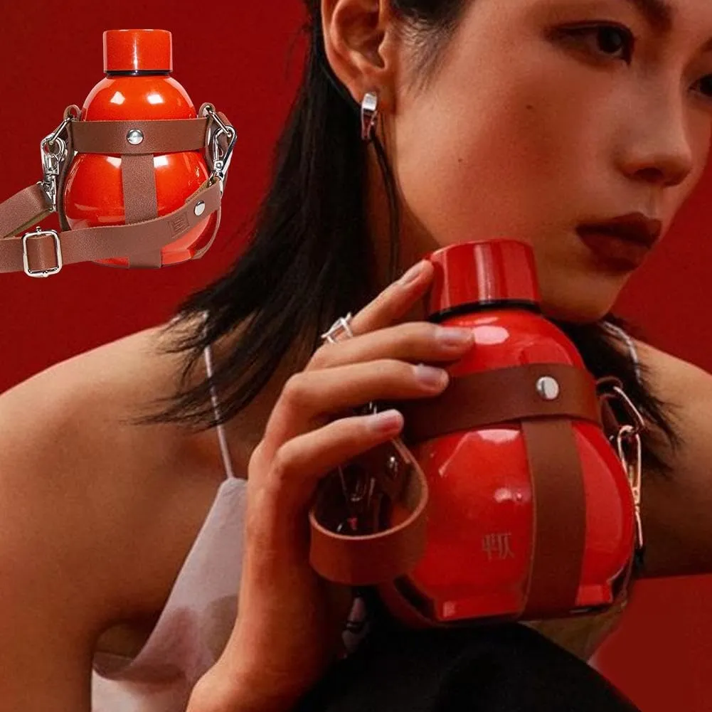 Gourd Water Bottle, Retro Style Gourd Sports Water Bottle, 316 Stainless Steel Winter Thermos Cup 280ml Travel Water Bottle, for Outdoor and Indoor, Valentine's Day Gifts (White with shoulder strap)