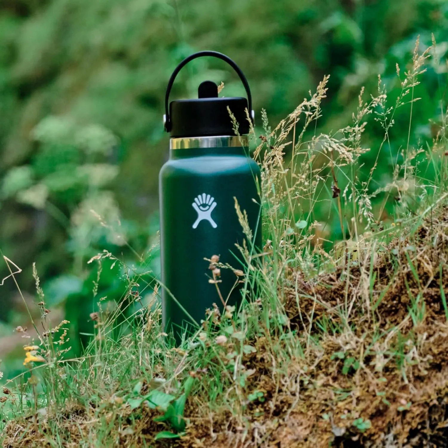 Hydro Flask Water Bottle - Insulated Stainless Steel - Wide Straw Lid, Non Spill, Leakproof in 32 Oz Ivory