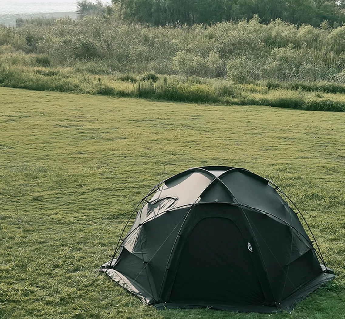 Mobi Garden Commander 185 3- 4 person - Black