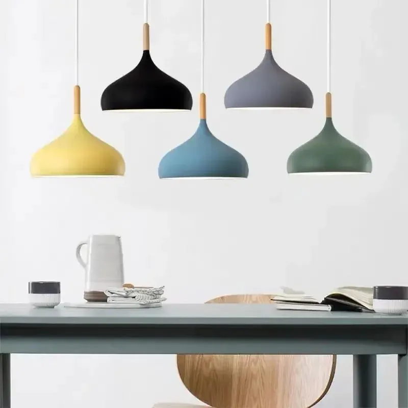 Pendant Light – Nordic Wooden Accent for Modern Interiors