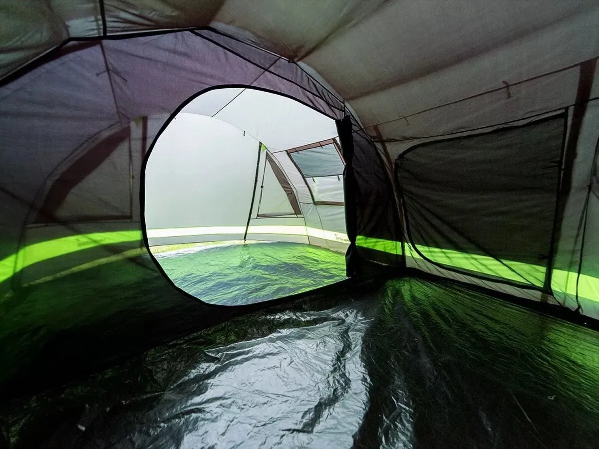 Skandika Kambo 6 Tent Tunnel 6 Person in Black & Green (SKA0037)