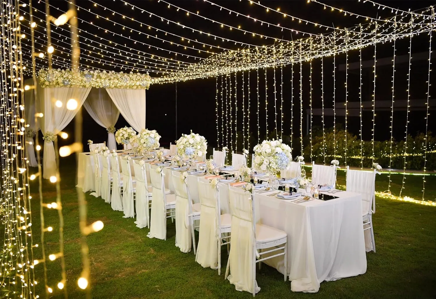 Solhice LED Curtain Lights Outdoor 30ft x10ft, 720 LED Plug in Hanging String Lights Indoor, Twinkle Light Backdrop for Outside Backyard Wedding Bedroom Décor, Warm White (Not Connectable)