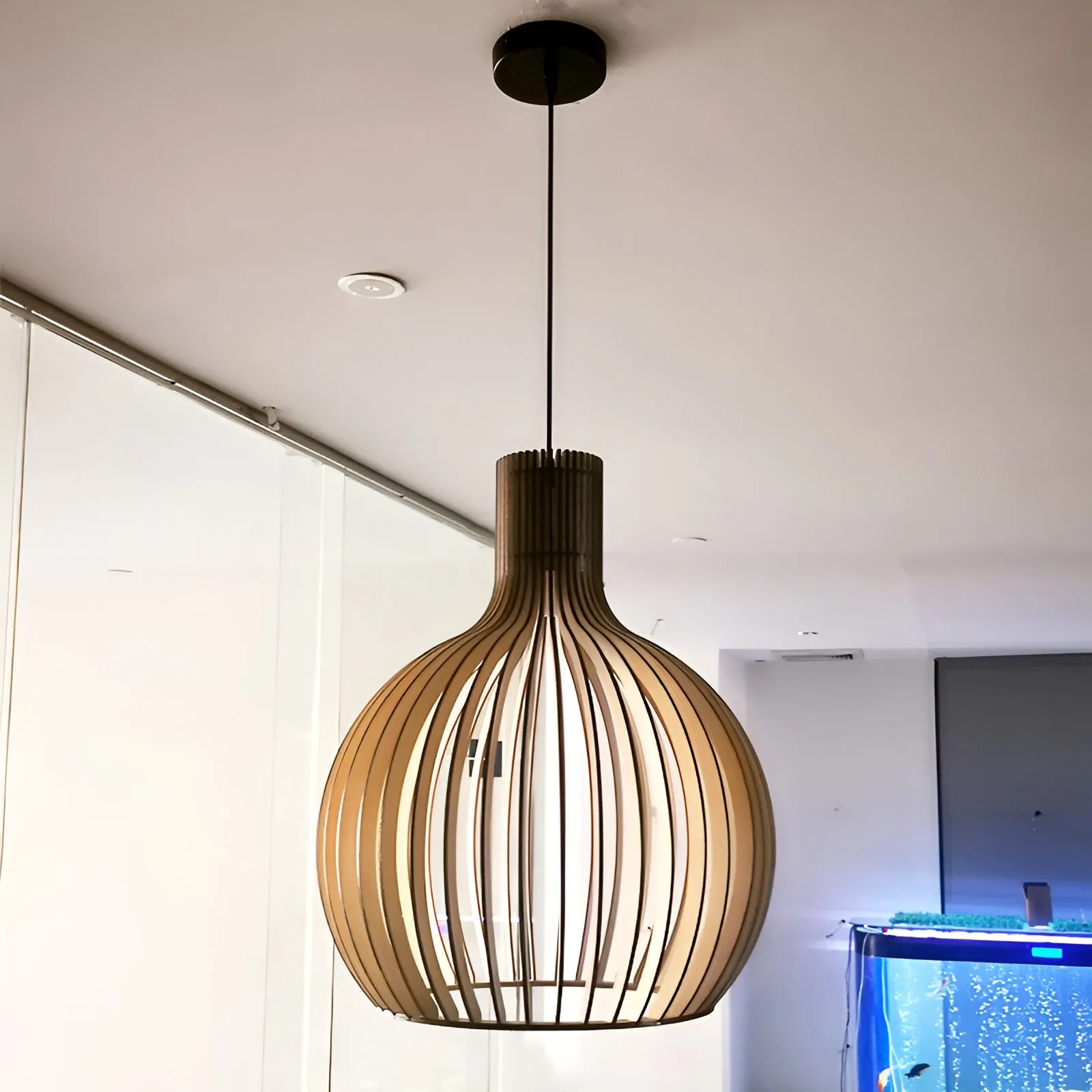 Taavita Pendant Light - Vintage-Inspired Wooden Hanging Lamp