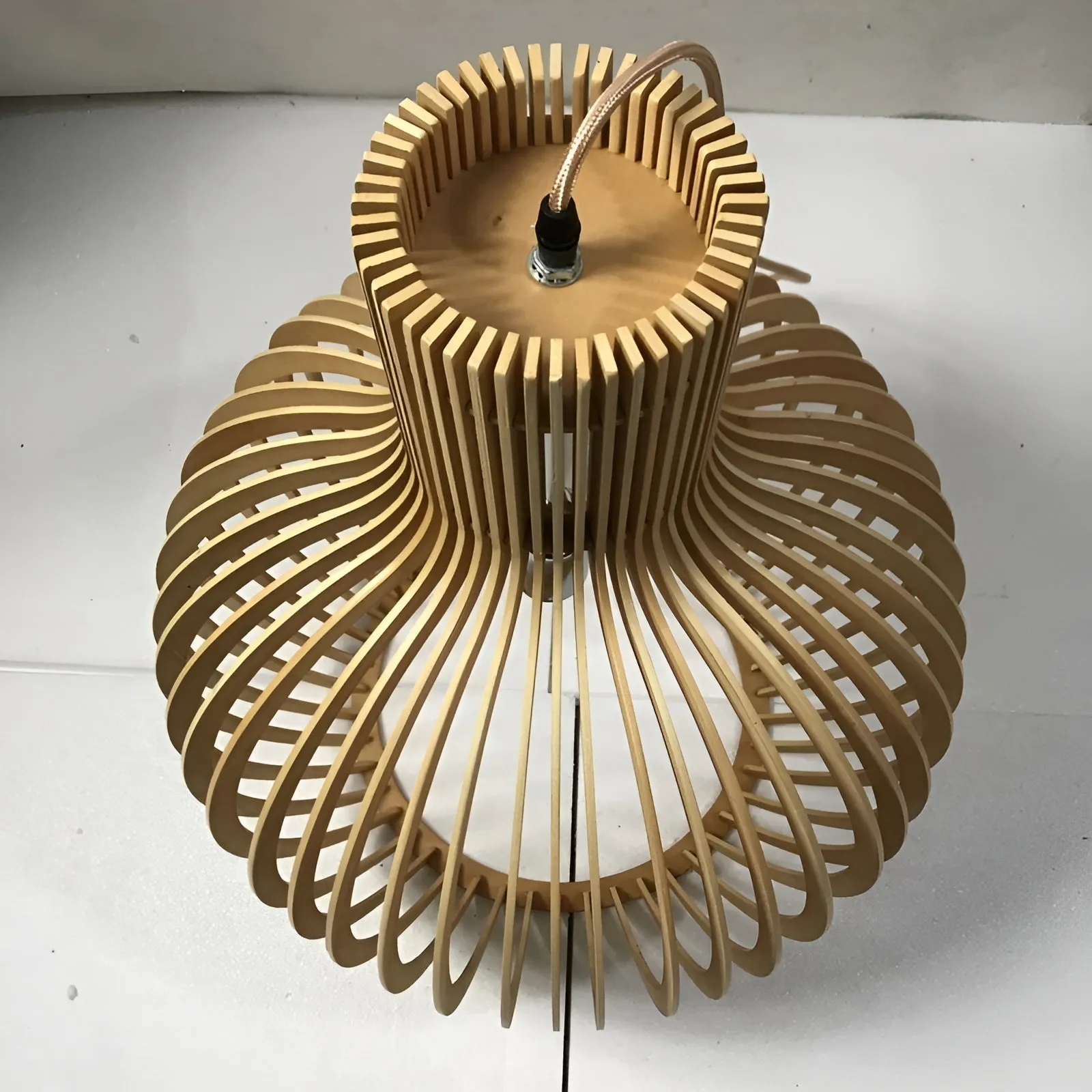 Taavita Pendant Light - Vintage-Inspired Wooden Hanging Lamp