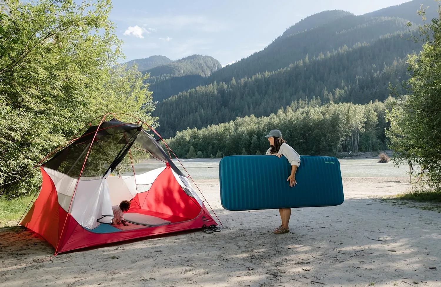 Therm-a-Rest MondoKing 3D Self-Inflating Camping Sleeping Pad